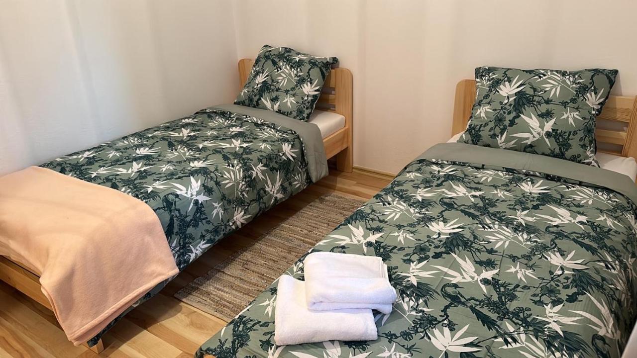 Mirabella House Apartman Rzeszów Kültér fotó