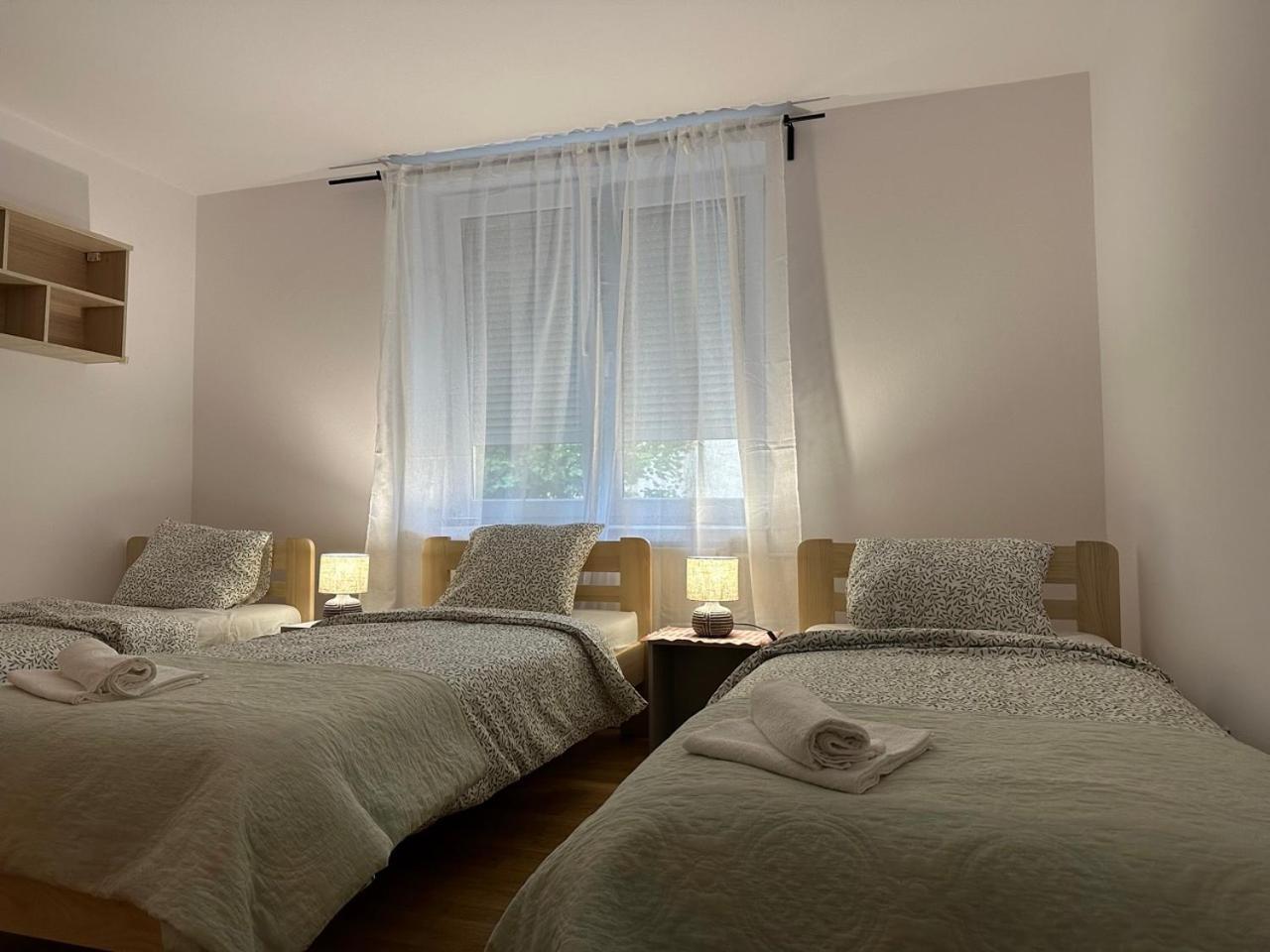 Mirabella House Apartman Rzeszów Kültér fotó