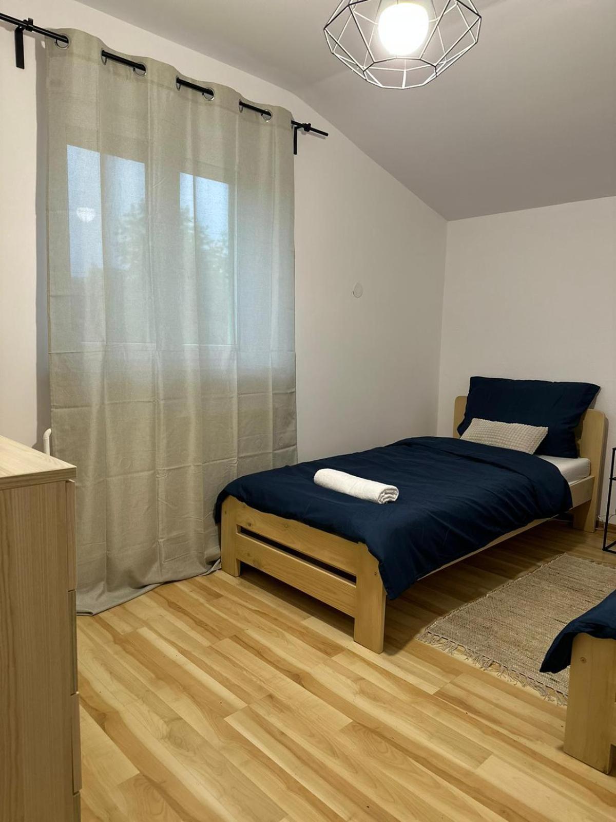 Mirabella House Apartman Rzeszów Kültér fotó